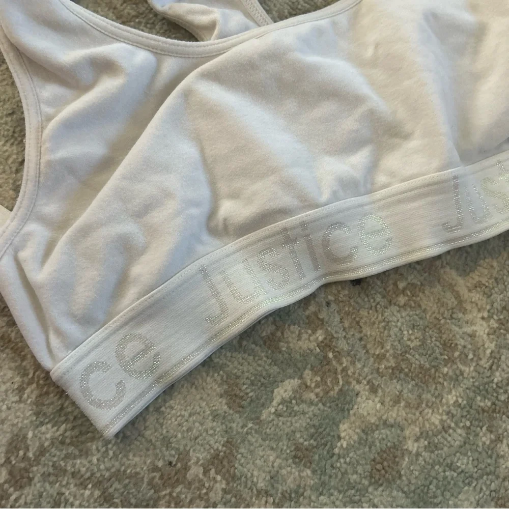 Sports Bras girls size xs/30 Justice SET OF 5 used great condition white